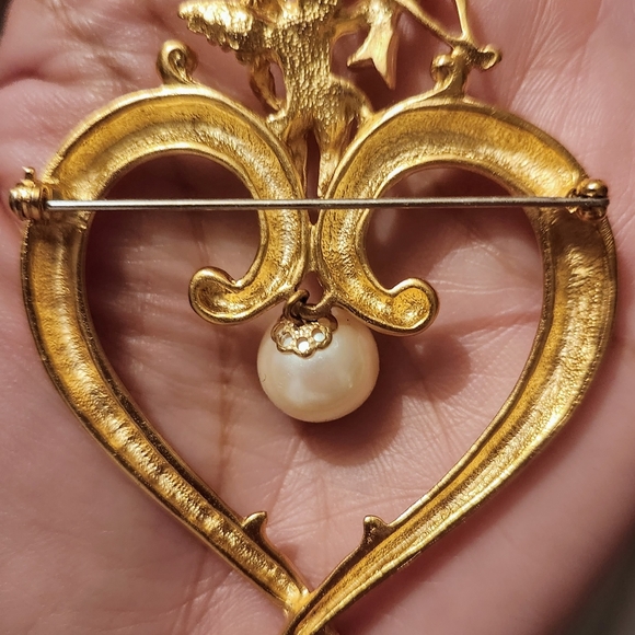 Vintage Goldtone Faux Pearl Heart Brooch Pin X-large - Picture 5 of 7
